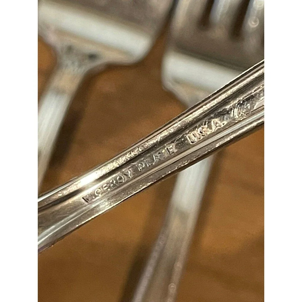 4 Vintage Viceroy Plate USA Silverplate Lunch forks